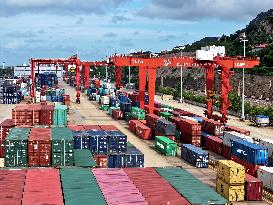International Freight Train in Lianyungang