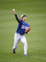 Baseball: Dodgers vs. Pirates