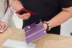 Huawei Mate XTs Smartphone