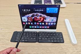 Huawei Mate XTs Smartphone