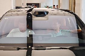 Huawei HIMA's First Station Wagon STELATO S9T