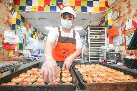 Mooncakes Manufacturing in Huzhou