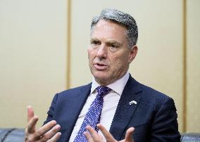 Australian defense minister in Japan