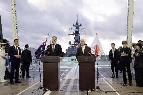 Australian defense minister in Japan