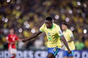 FIFA World Cup South American Qualifiers - Brazil v Chile