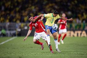 FIFA World Cup South American Qualifiers - Brazil v Chile