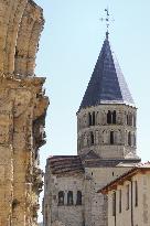 Illustration - Cluny