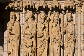 Illustration - Chartres