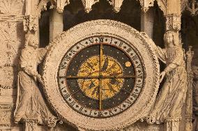 Illustration - Chartres