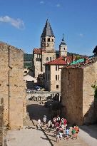 Illustration - Cluny