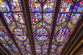 Illustration - Sainte Chapelle - Paris