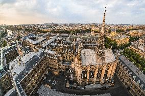 Illustration - Sainte Chapelle - Paris