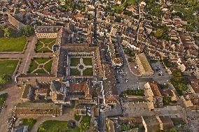 Illustration - Cluny