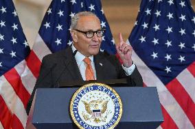 Speaker Johnson Presents Congressional Gold Medal honoring “Harlem Hellfighters of WW1