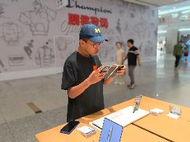 Huawei Mate XTs Smartphone