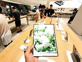 Huawei Mate XTs Smartphone