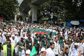 Muslims Take Part In Eid-e-Miladunnabi March - Dhaka