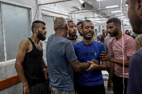 Israeli Aircraft Struck A Tent Killing Two Children - Gaza