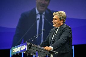 Les Republicains meeting near Paris FA