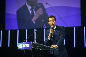 Les Republicains meeting near Paris FA