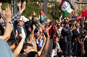 Jean-Luc Melenchon Speaks At Annual Flea Market - Lille