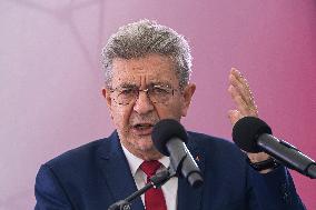 Jean-Luc Melenchon Speaks At Annual Flea Market - Lille