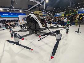 Flyin Car Displayed at WIE 2025 in Chongqing