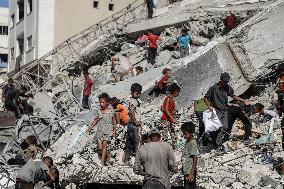 Destroyed Tower Following An Israeli Airstrike - Gaza City