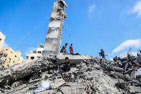 Destroyed Tower Following An Israeli Airstrike - Gaza City