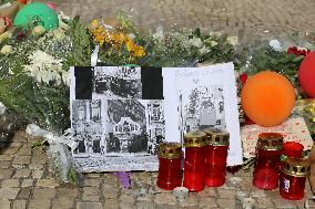 People Gather At Site Of Funicular Accident - Lisbon