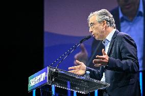 Les Republicains meeting in Paris FA