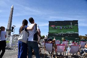 Horses In The City - Paris