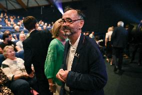 Les Republicains meeting in Paris FA