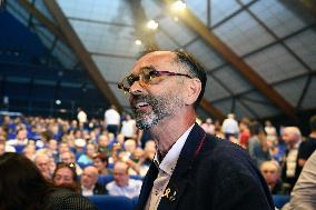 Les Republicains meeting in Paris FA