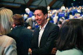 Les Republicains meeting in Paris FA