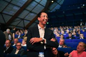 Les Republicains meeting in Paris FA