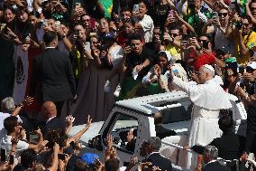 Pope Leo XIV Leads Canonization Of Pier Giorgio Frassati And Carlo Acutis - Vatican City