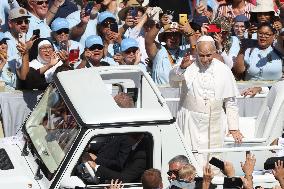 Pope Leo XIV Leads Canonization Of Pier Giorgio Frassati And Carlo Acutis - Vatican City
