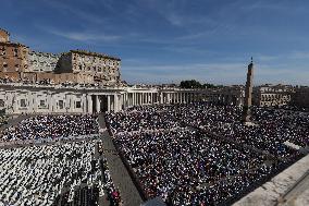 Pope Leo XIV Leads Canonization Of Pier Giorgio Frassati And Carlo Acutis - Vatican City