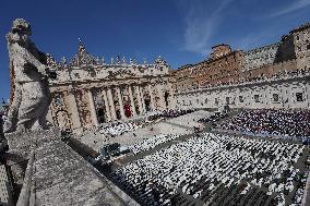 Pope Leo XIV Leads Canonization Of Pier Giorgio Frassati And Carlo Acutis - Vatican City