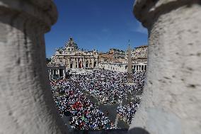 Pope Leo XIV Leads Canonization Of Pier Giorgio Frassati And Carlo Acutis - Vatican City