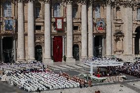 Pope Leo XIV Leads Canonization Of Pier Giorgio Frassati And Carlo Acutis - Vatican City