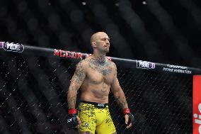 UFC Paris - Rinat Fakhretdinov v Andreas Gustafsson