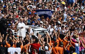 Pope Leo XIV Leads Canonization Of Pier Giorgio Frassati And Carlo Acutis - Vatican City