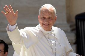 Pope Leo XIV Leads Canonization Of Pier Giorgio Frassati And Carlo Acutis - Vatican City