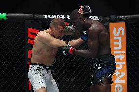 UFC Paris - William Gomis v Robert Ruchała