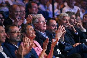 Les Republicains meeting in Paris FA