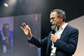 Les Republicains meeting in Paris FA