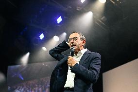 Les Republicains meeting in Paris FA
