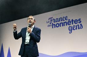 Les Republicains meeting in Paris FA